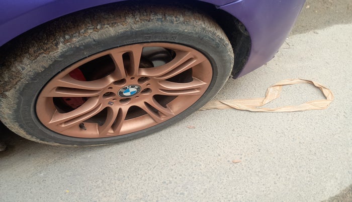 2013 BMW 5 Series 530D M SPORT, Diesel, Automatic, 1,36,255 km, tyre