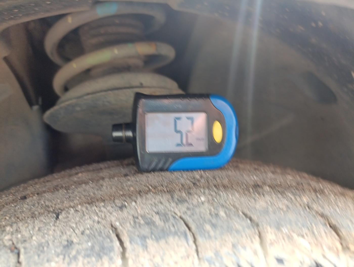 2019 Nissan Kicks XV PREMIUM DIESEL, Diesel, Manual, 1,09,068 km, tyre