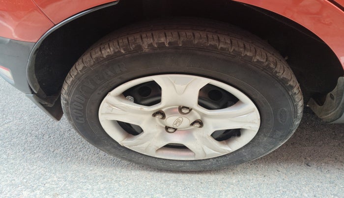 2015 Ford Ecosport TREND 1.5L DIESEL, Diesel, Manual, 95,003 km, tyre