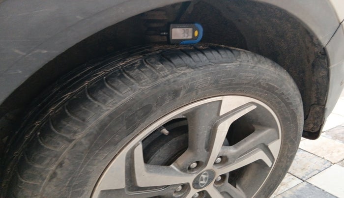 2018 Hyundai Creta SX (O) 1.6 DIESEL, Diesel, Manual, 63,199 km, tyre