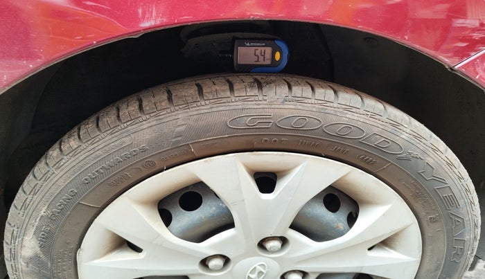 2014 Hyundai Grand i10 SPORTZ 1.1 CRDI, Diesel, Manual, 71,056 km, tyre