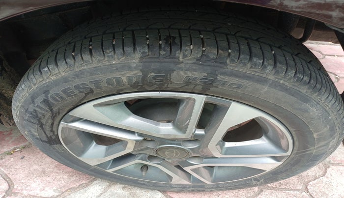 2022 Tata TIGOR XZ PLUS PETROL, Petrol, Manual, 32,349 km, tyre