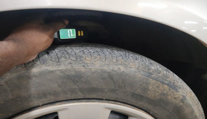 2013 Maruti Ritz VXI, Petrol, Manual, 90,793 km, tyre