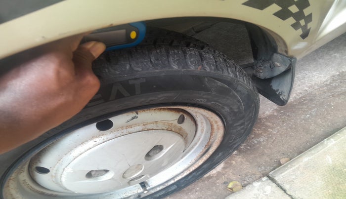2010 Tata Nano LX, Petrol, Manual, 31,417 km, tyre