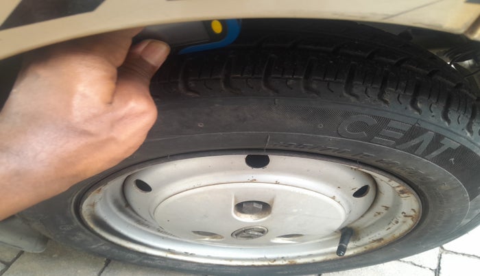 2010 Tata Nano LX, Petrol, Manual, 31,417 km, tyre