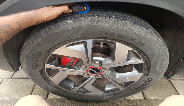 2021 KIA SONET GTX PLUS 1.5 AT, Diesel, Automatic, 75,917 km, tyre