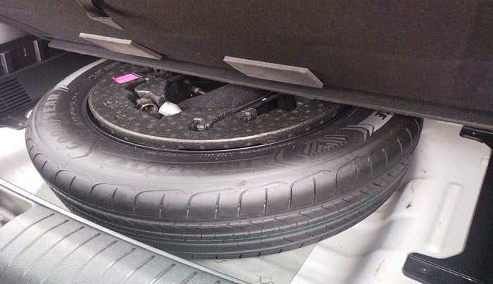 2019 Hyundai Creta SX AT 1.6 PETROL, Petrol, Automatic, 31,264 km, tyre