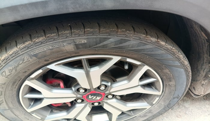 2020 KIA SELTOS GTX PLUS AT 1.5 DIESEL, Diesel, Automatic, 1,01,828 km, tyre