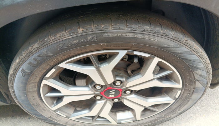 2020 KIA SELTOS GTX PLUS AT 1.5 DIESEL, Diesel, Automatic, 1,01,828 km, tyre