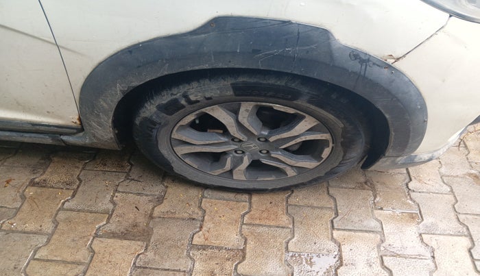 2017 Honda WR-V 1.2L I-VTEC VX MT, Petrol, Manual, 76,335 km, tyre