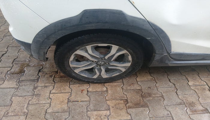 2017 Honda WR-V 1.2L I-VTEC VX MT, Petrol, Manual, 76,335 km, tyre