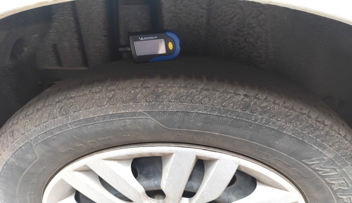 2012 Maruti Swift VDI, Diesel, Manual, 1,26,200 km, tyre