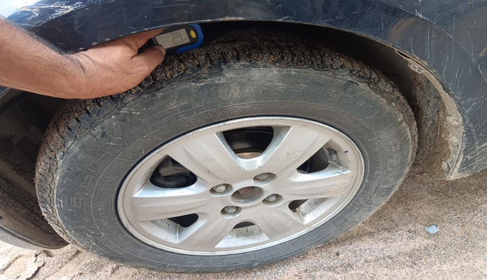 2011 Maruti Swift Dzire ZDI, Diesel, Manual, 1,91,255 km, tyre