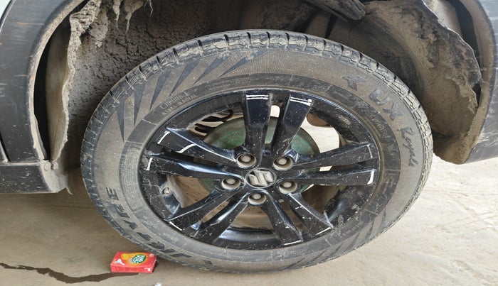 2019 Maruti Vitara Brezza ZDI PLUS, Diesel, Manual, 1,33,676 km, tyre