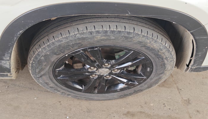 2019 Maruti Vitara Brezza ZDI PLUS, Diesel, Manual, 1,33,676 km, tyre