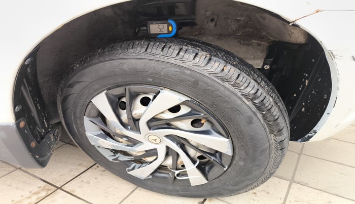 2014 Maruti Swift LDI, Diesel, Manual, 69,960 km, tyre