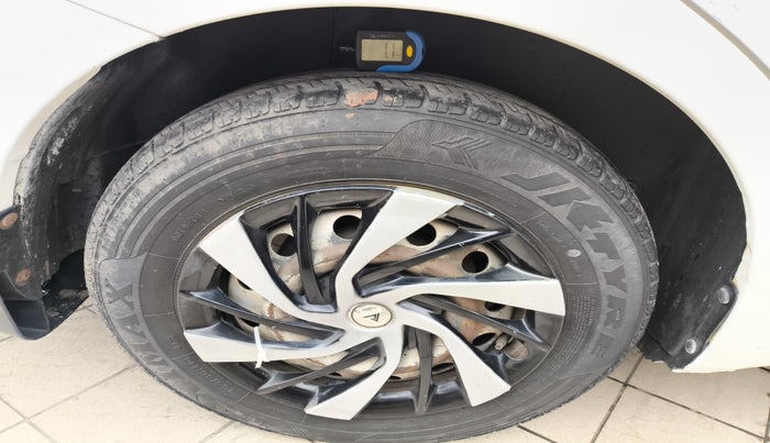 2014 Maruti Swift LDI, Diesel, Manual, 69,960 km, tyre