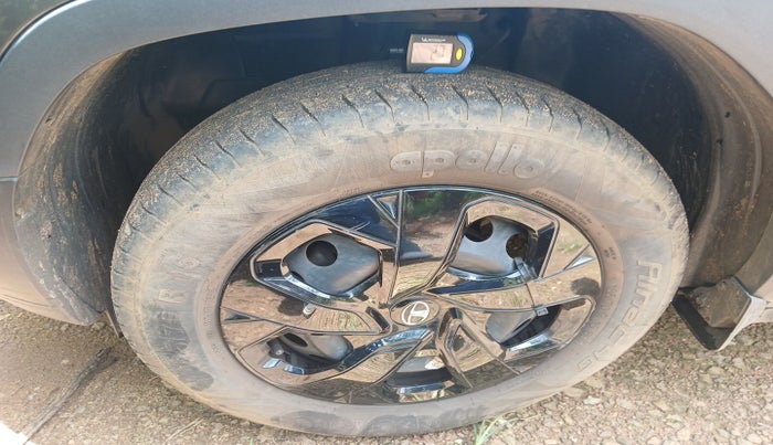 2022 Tata PUNCH ADVENTURE MT, Petrol, Manual, 34,786 km, tyre