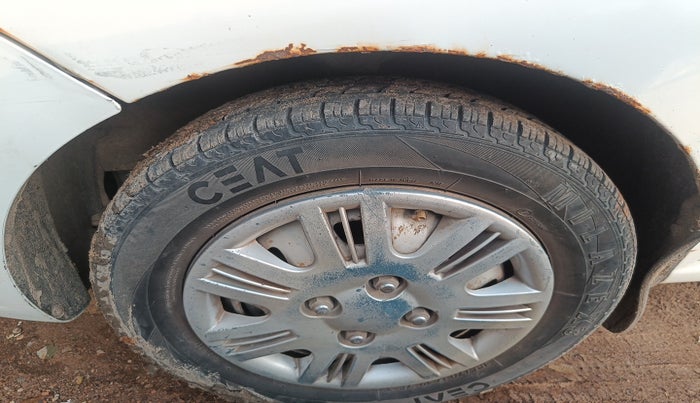 2012 Hyundai Santro Xing GL PLUS, Petrol, Manual, 1,29,193 km, tyre