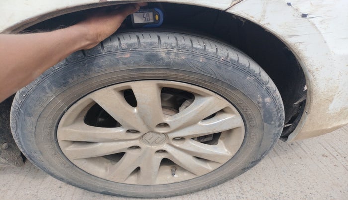 2016 Maruti Ertiga ZDI + SHVS, Diesel, Manual, 1,84,984 km, tyre