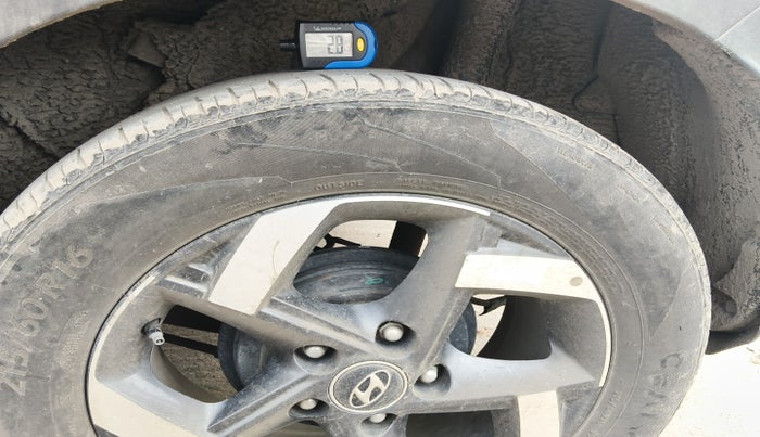 2021 Hyundai VENUE SX 1.0 TURBO, Petrol, Manual, 60,229 km, tyre