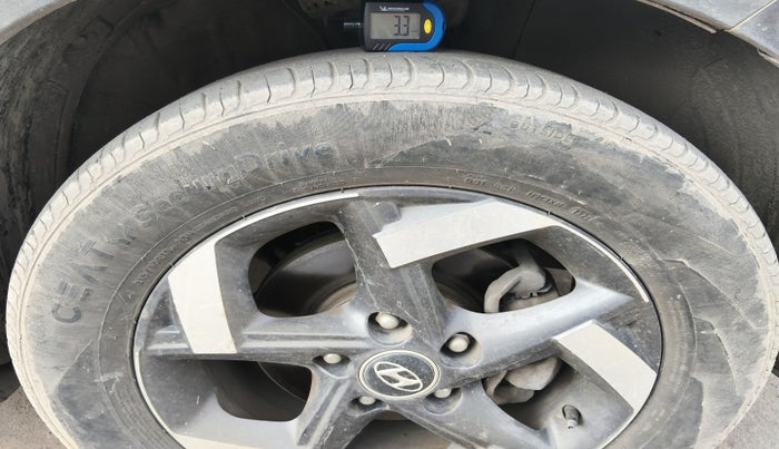 2021 Hyundai VENUE SX 1.0 TURBO, Petrol, Manual, 60,229 km, tyre