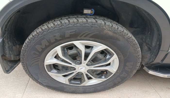 2021 Tata Harrier XM 2.0L KRYOTEC, Diesel, Manual, 66,199 km, tyre