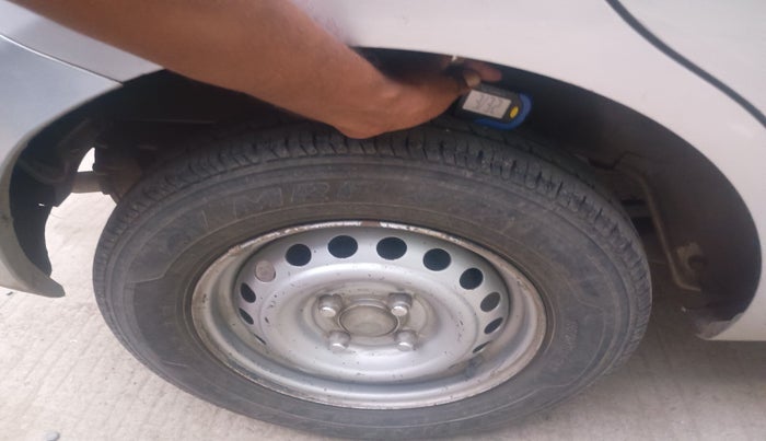 2013 Nissan Micra XE PETROL, Petrol, Manual, 1,36,671 km, tyre