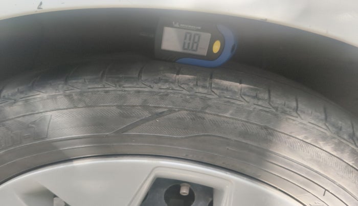 2016 Hyundai Xcent S 1.2, Petrol, Manual, 1,75,263 km, tyre