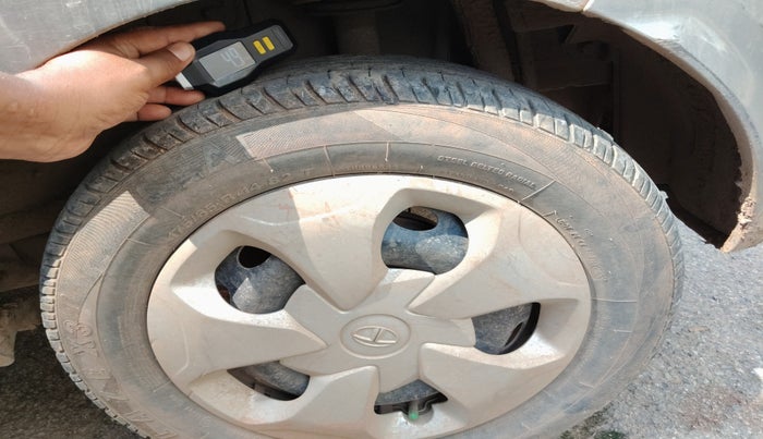 2018 Tata Tiago XT PETROL, Petrol, Manual, 1,23,600 km, tyre