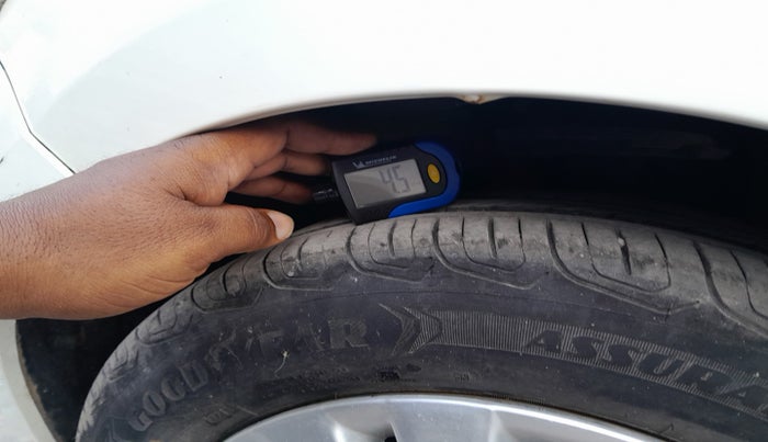 2021 Tata Tiago XE PETROL, Petrol, Manual, 29,556 km, tyre