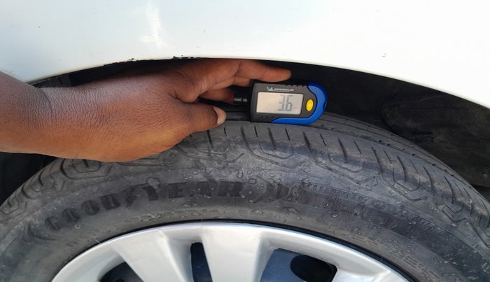 2021 Tata Tiago XE PETROL, Petrol, Manual, 29,556 km, tyre