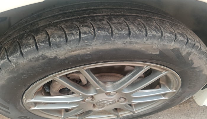 2012 Toyota Etios Liva TRD SPORTIVO DIESEL, Diesel, Manual, 1,17,484 km, tyre