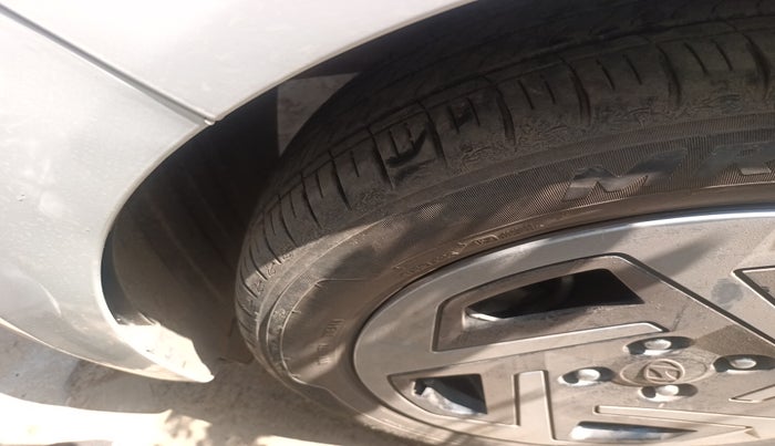2024 Hyundai GRAND I10 NIOS Sportz 1.2 HY-CNG Duo, Petrol, Manual, 21,686 km, tyre