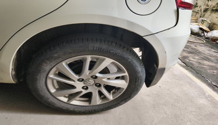 2014 Maruti Swift ZDI, Diesel, Manual, 1,40,749 km, tyre