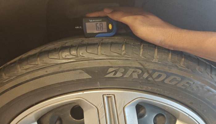 2023 Tata NEXON XMA SUNROOF PETROL, Petrol, Automatic, 18,500 km, tyre