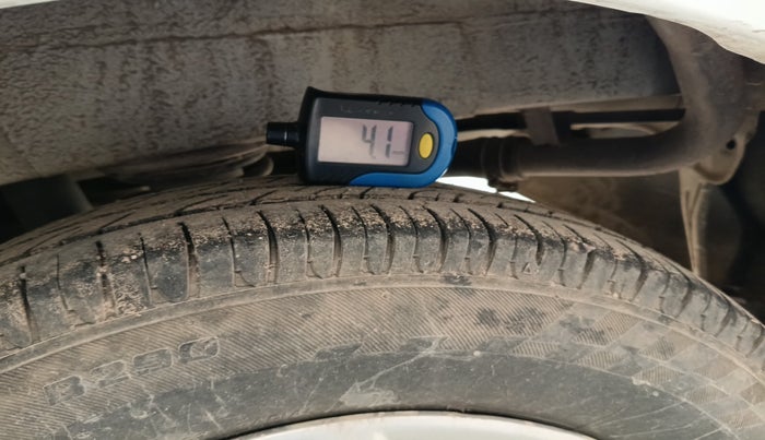 2014 Maruti Alto 800 LXI, Petrol, Manual, 86,600 km, tyre