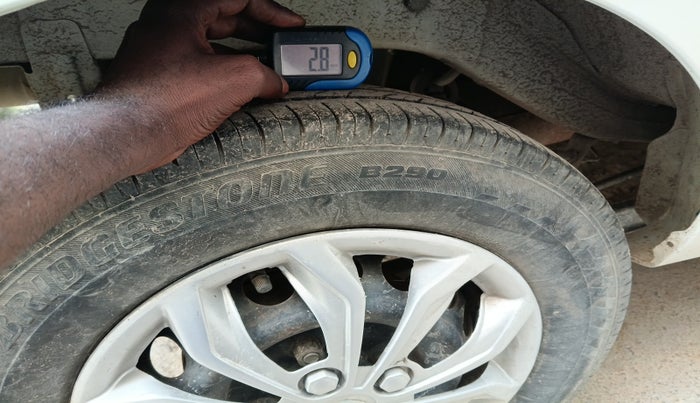 2014 Maruti Alto 800 LXI, Petrol, Manual, 86,600 km, tyre