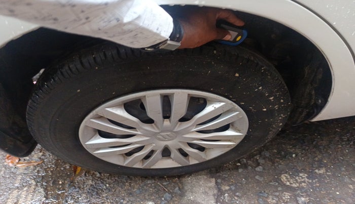 2018 Maruti Dzire VDI AMT, Diesel, Automatic, 42,167 km, tyre