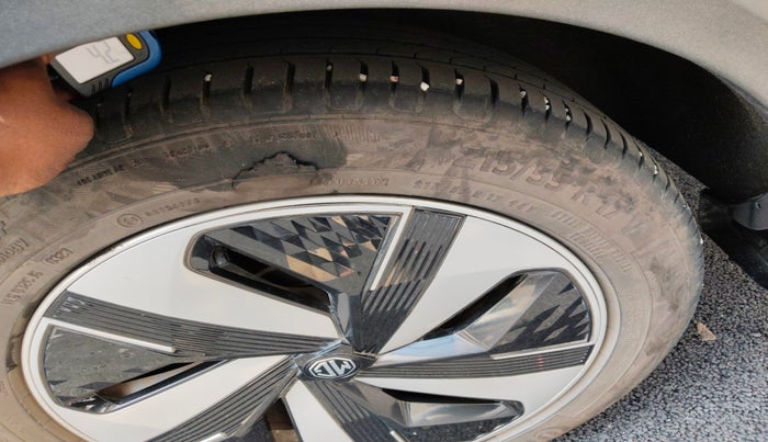 2023 MG ZS EV EXCLUSIVE ICONIC IVORY, Electric, Automatic, 40,157 km, tyre