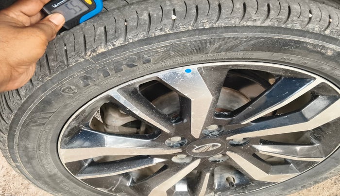 2020 Mahindra XUV300 W8 (O) 1.5 DIESEL, Diesel, Manual, 69,333 km, tyre