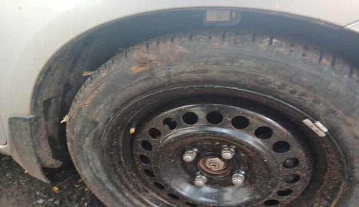 2010 Honda Jazz 1.2L I-VTEC BASE, Petrol, Manual, 52,951 km, tyre