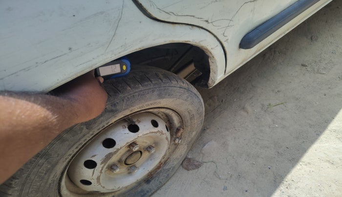 2012 Maruti Alto LXI CNG, Petrol, Manual, 1,20,835 km, tyre