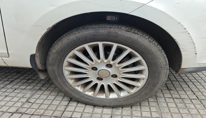 2015 Tata Zest XT PETROL, Petrol, Manual, 85,601 km, tyre