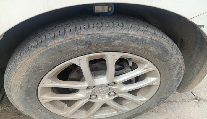2019 Maruti Swift ZDI, Diesel, Manual, 1,57,128 km, tyre
