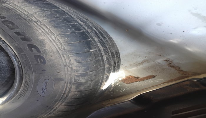 2023 KIA SONET HTX 1.5 DIESEL MT, Diesel, Manual, 69,700 km, tyre