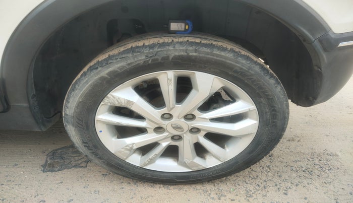 2020 Mahindra XUV300 W8 1.5 DIESEL, Diesel, Manual, 51,128 km, tyre
