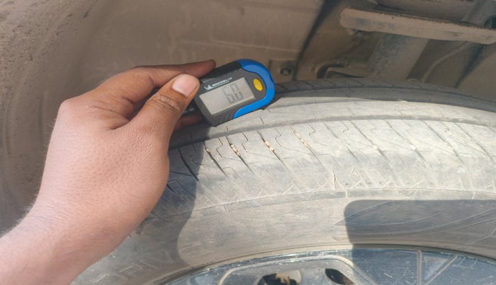 2025 Tata PUNCH Adventure Plus AMT, Petrol, Automatic, 3,400 km, tyre