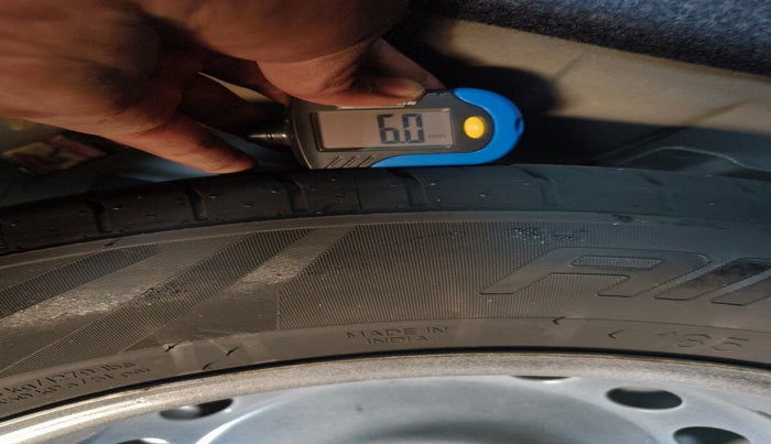 2025 Tata PUNCH Adventure Plus AMT, Petrol, Automatic, 3,400 km, tyre