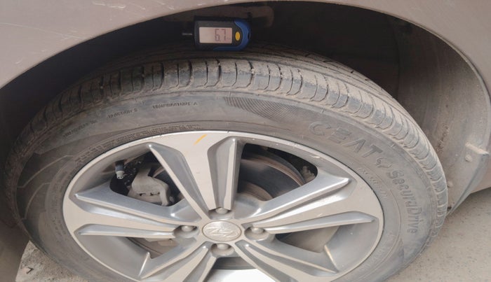 2017 Hyundai Verna 1.6 VTVT SX, Petrol, Manual, 68,868 km, tyre